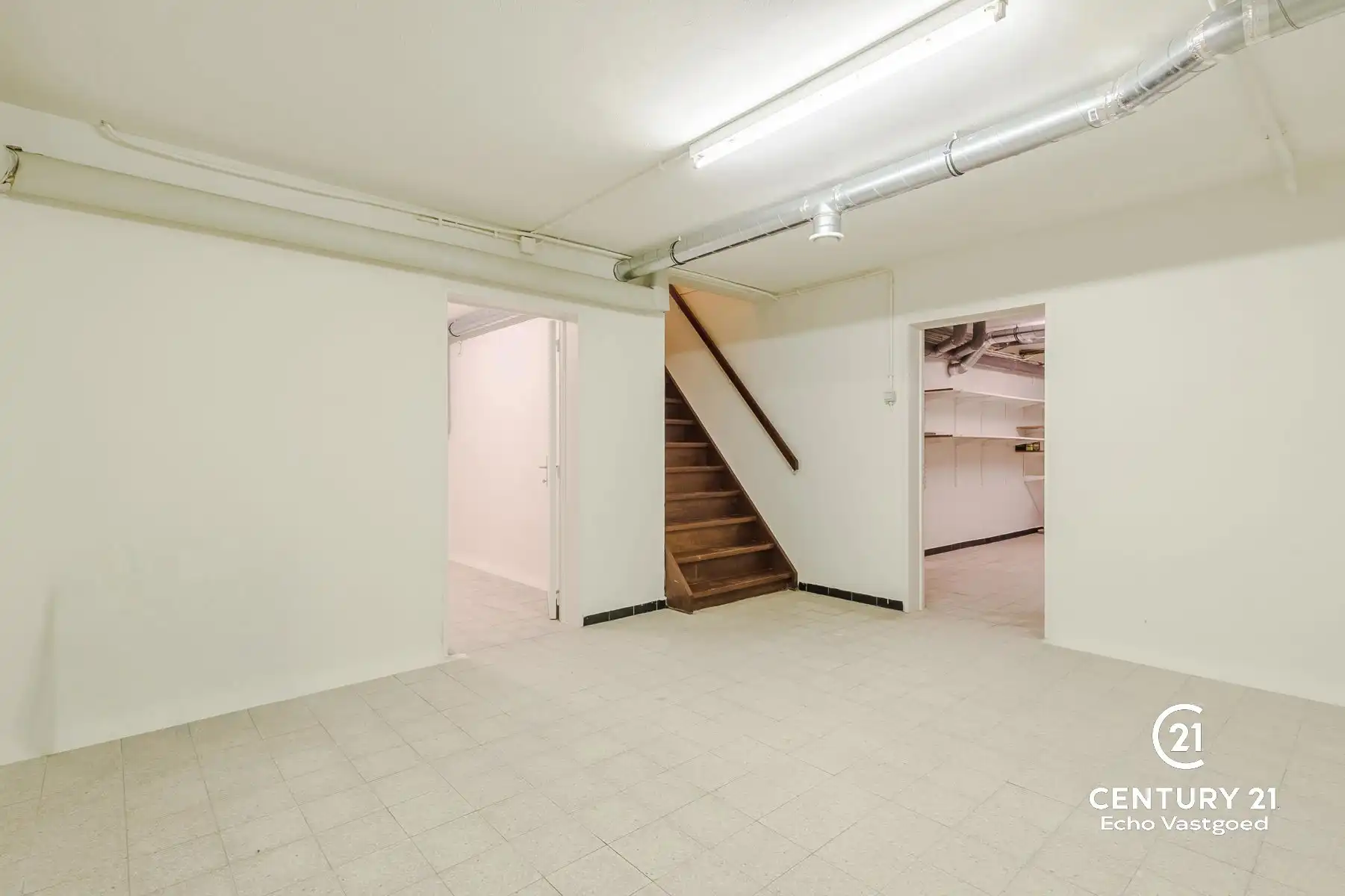 Ruime villa met kantoor, binnenzwembad, mooie tuin op 3172m² foto 35