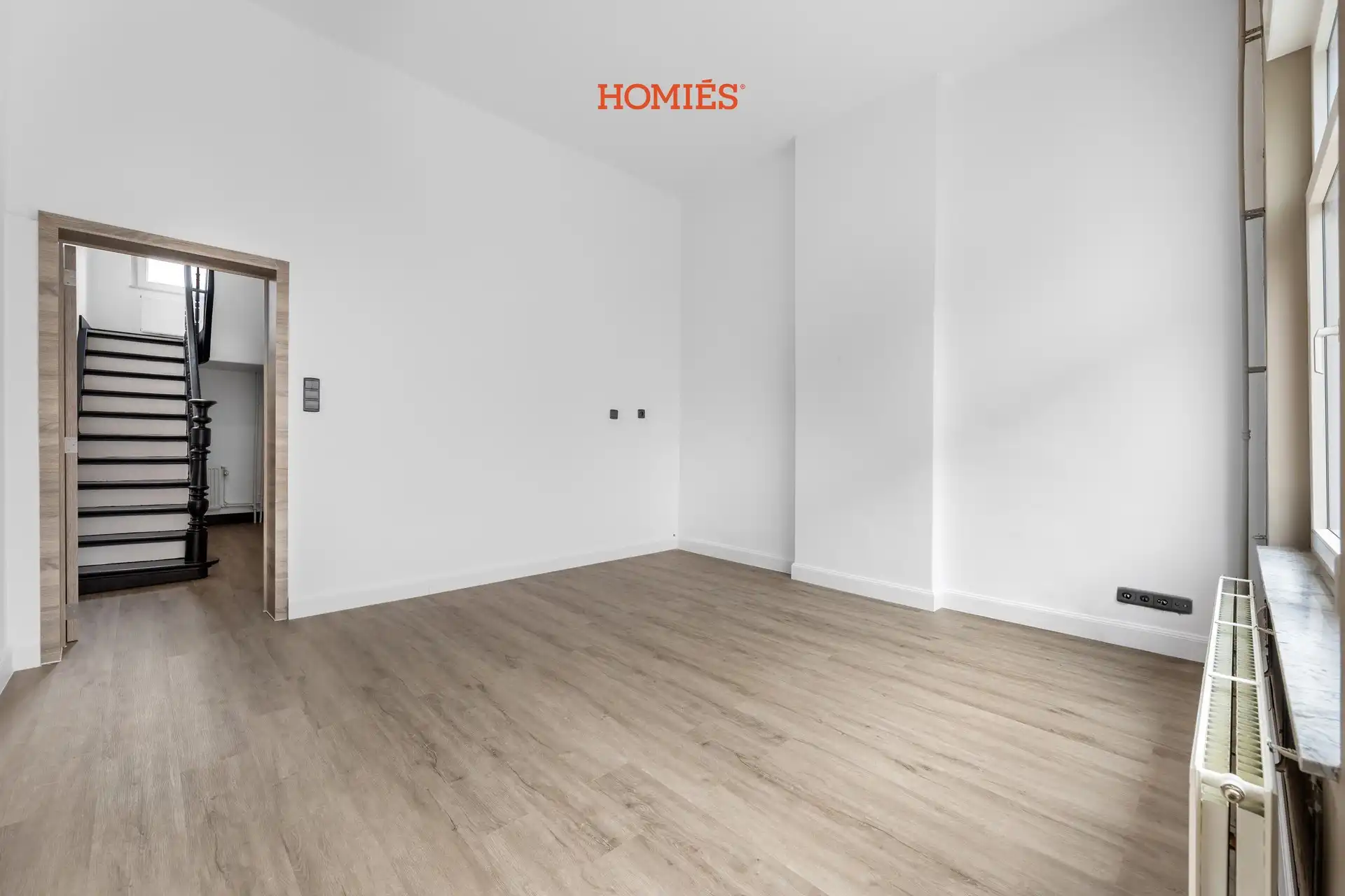 Gerenoveerde centrumwoning met 5 slaapkamers en staanplaats! foto 9