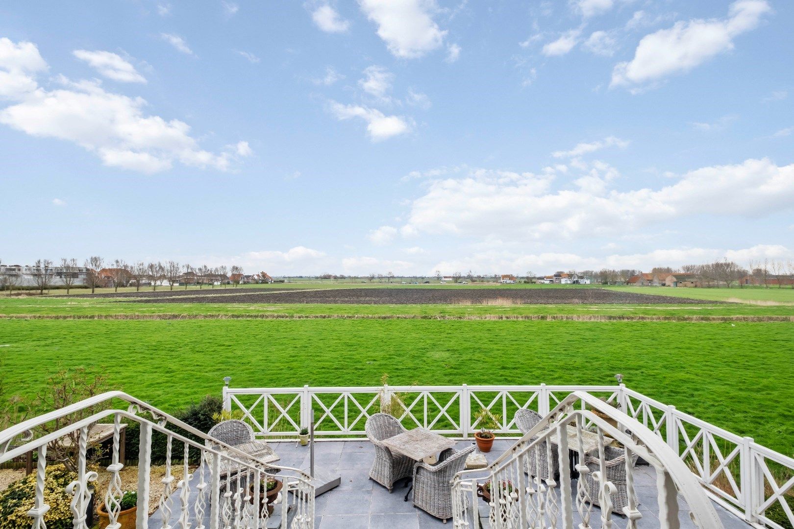 Prachtige, rustig gelegen villa vlakbij het strand te Westende (Middelkerke). foto 10