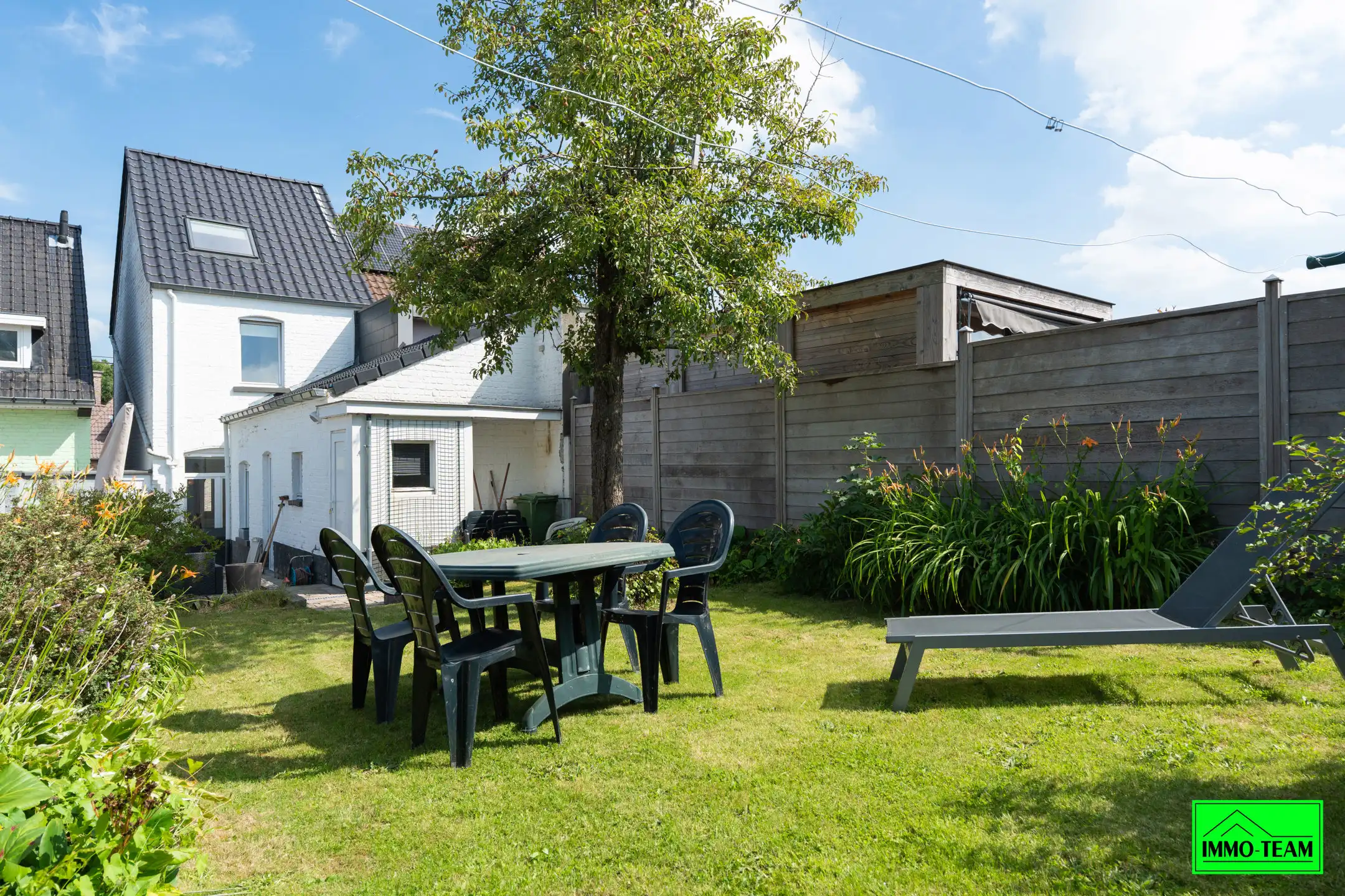 Gezellige, instapklare 2-gevelwoning nabij centrum Okegem foto 26