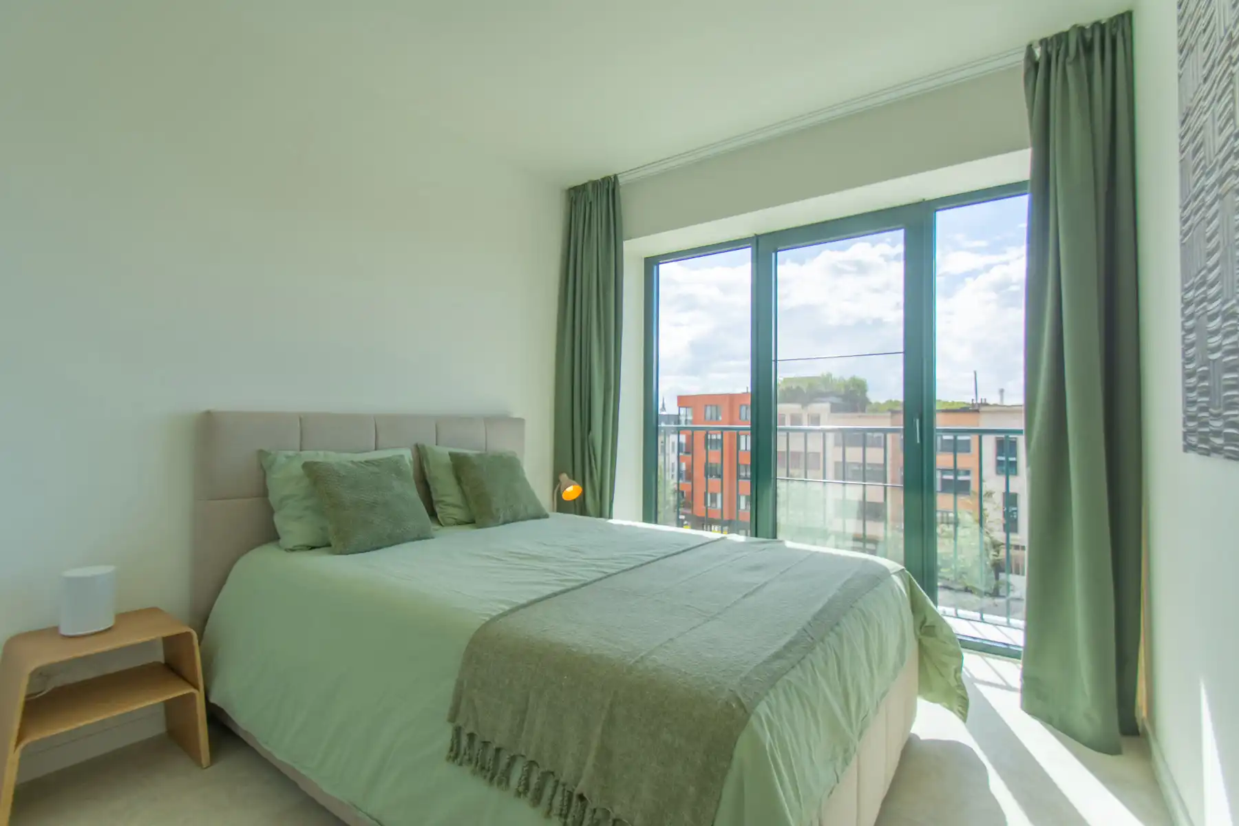 Prachtig gemeubeld nieuwbouwappartement met 1slpk. en balcon foto 10
