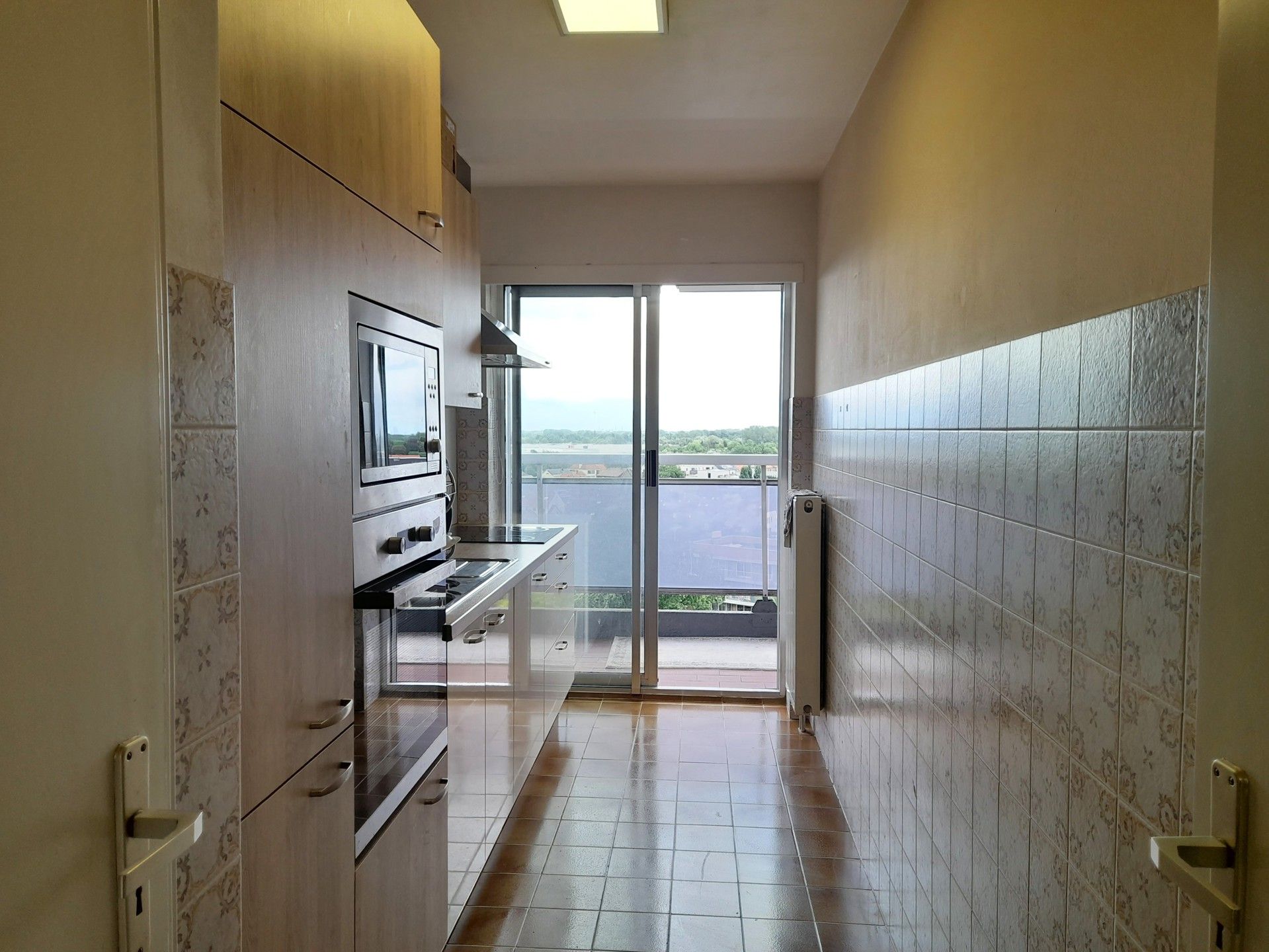 Lichtrijk en net 1-slaapkamerappartement met fantastisch uitzicht foto 4