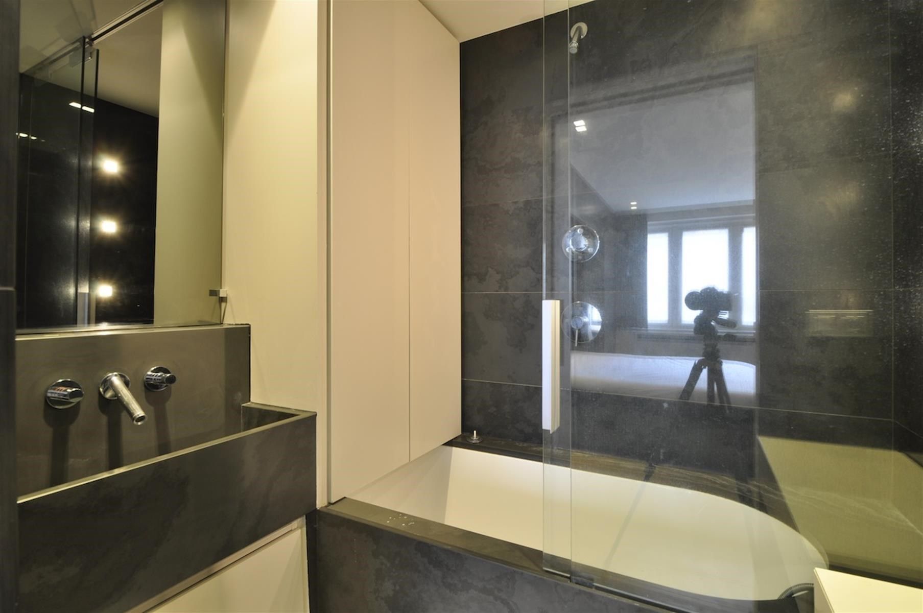 Mooi gemeubeld appartement in het Zoute nabij het Driehoeksplein en de Zeedijk! foto 8