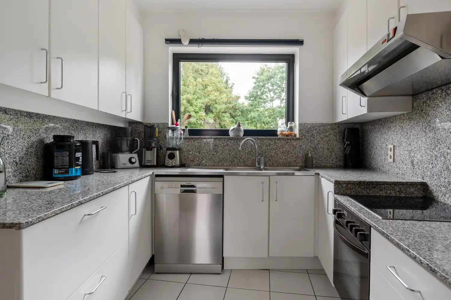 Leuke woning in het dorp van OLVW met veel mogelijkheden (Vrij beroep) foto 8