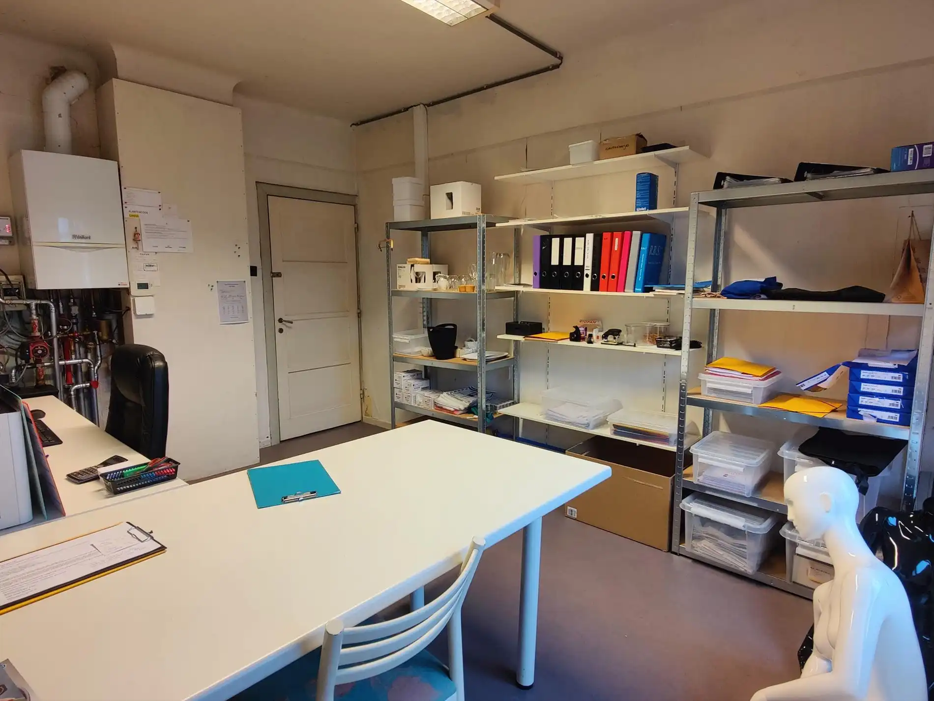 Handelspand in het centrum van Mol ! foto 11