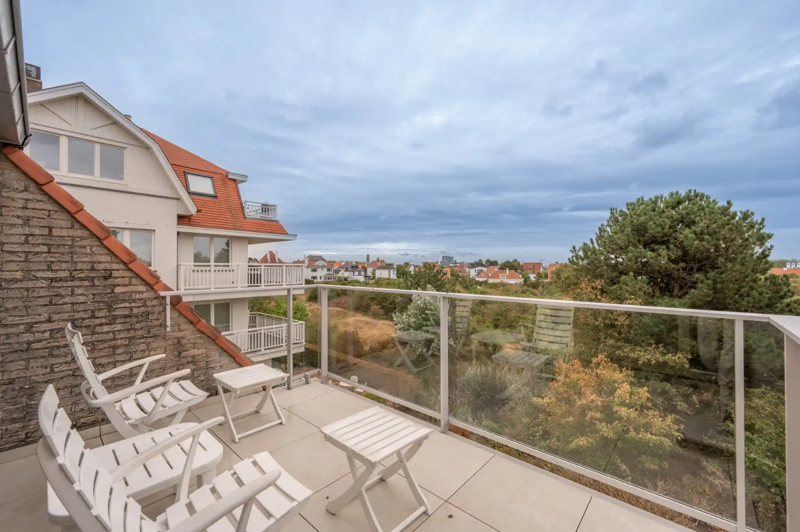 Instapklaar appartement met ruim terras met zicht op park 58 foto 4