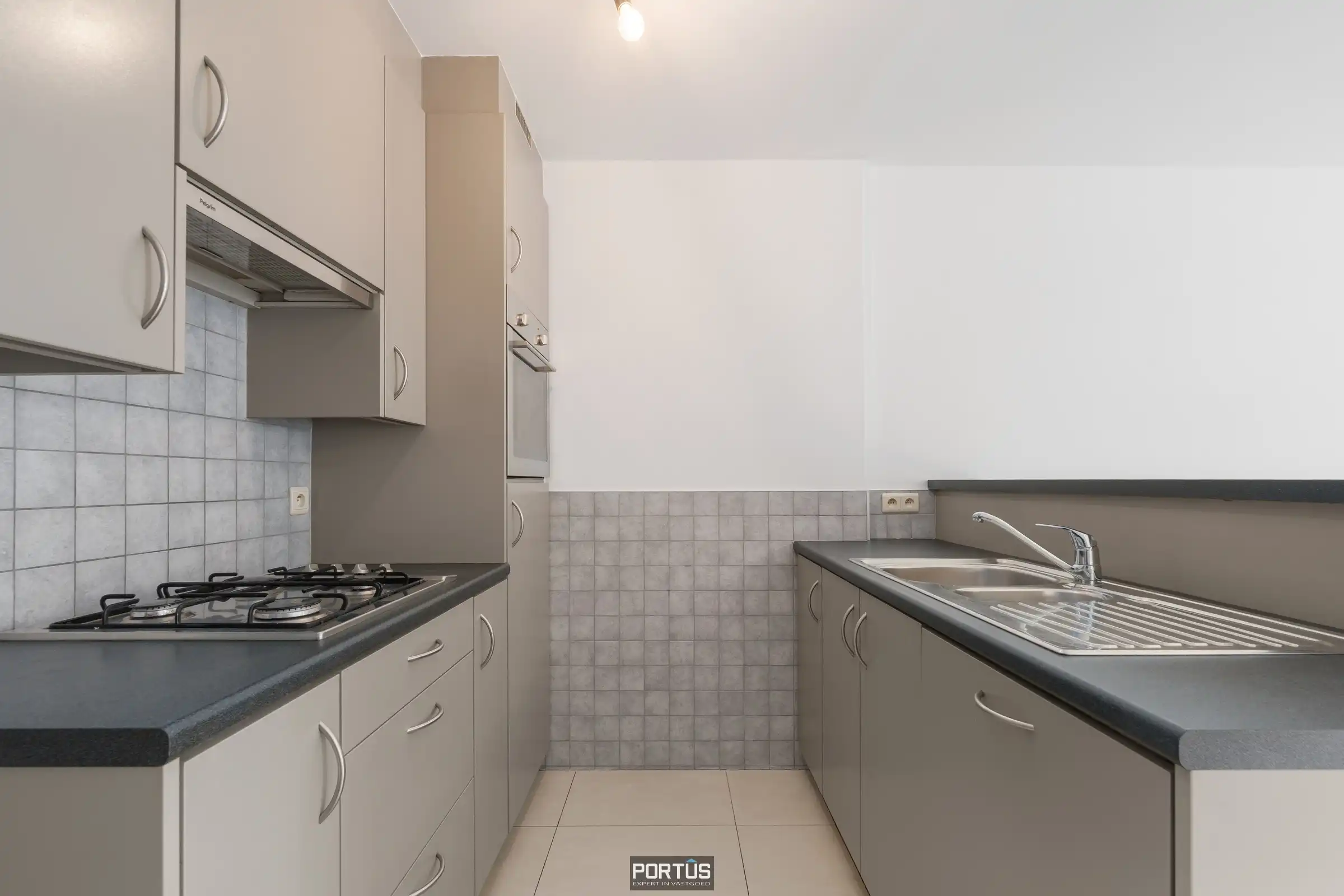 Appartement met twee slaapkamers te koop centrum Lombardsiijde  foto 2