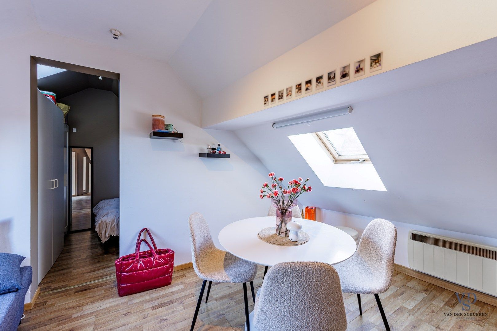 Herenhuis met 7 vergunde studentenkamers. foto 29