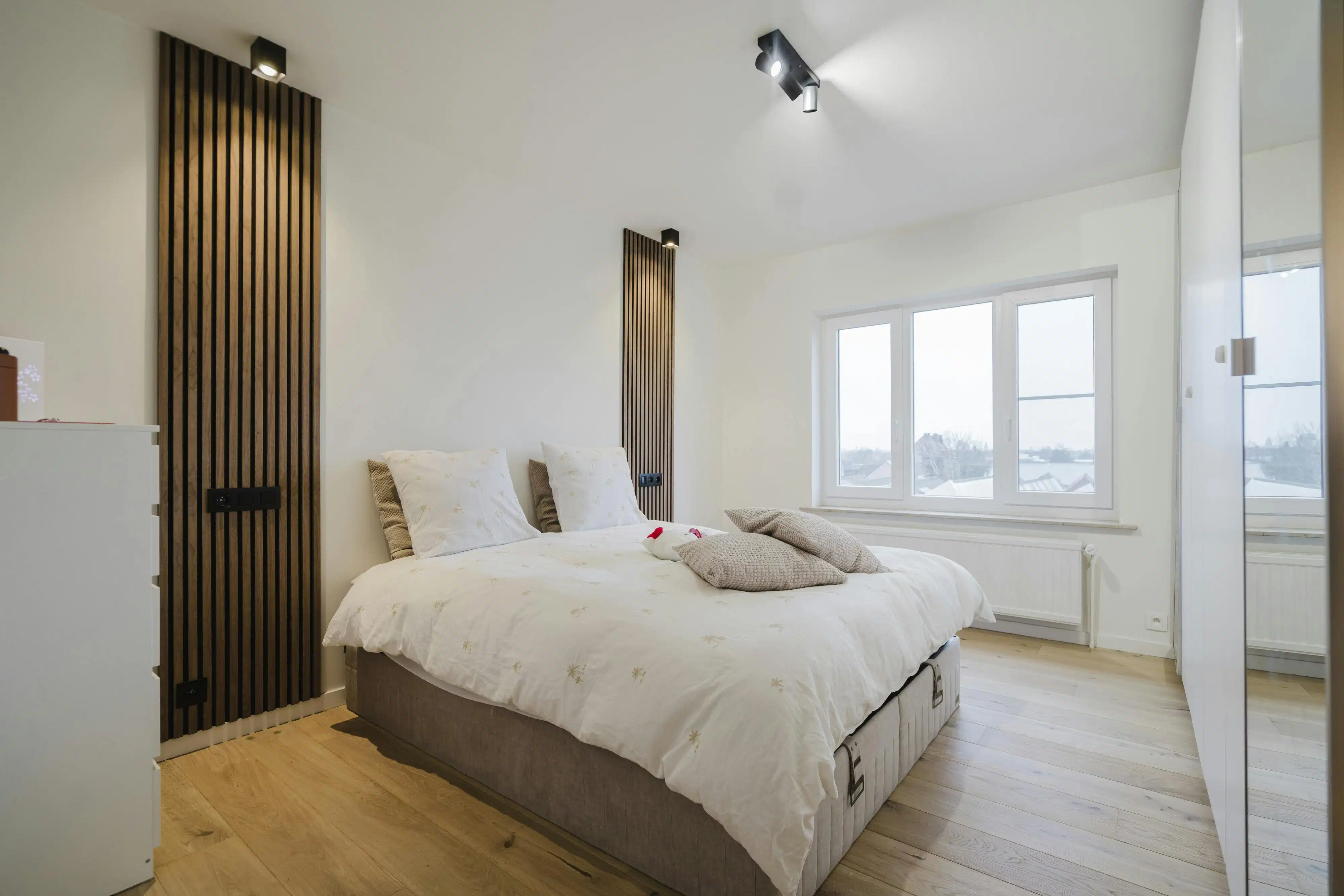 Instapklaar, lichtrijk appartement te koop Harelbeke foto 8