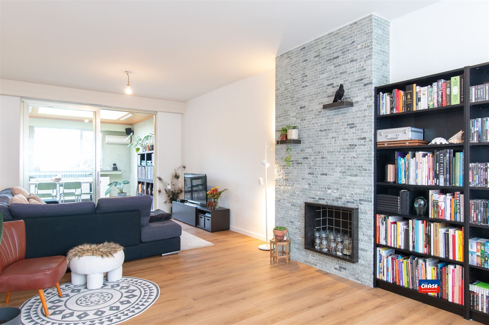 Instapklare gezinswoning met 3 tot 5 slaapkamers,tuin en garagebox foto 6