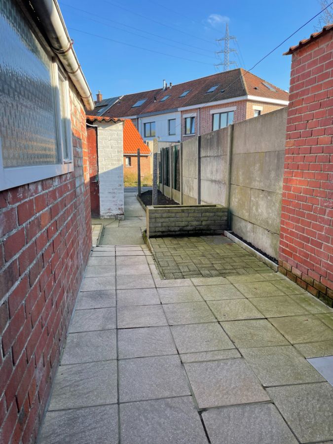 RIJWONING + stadstuin & garage foto 24