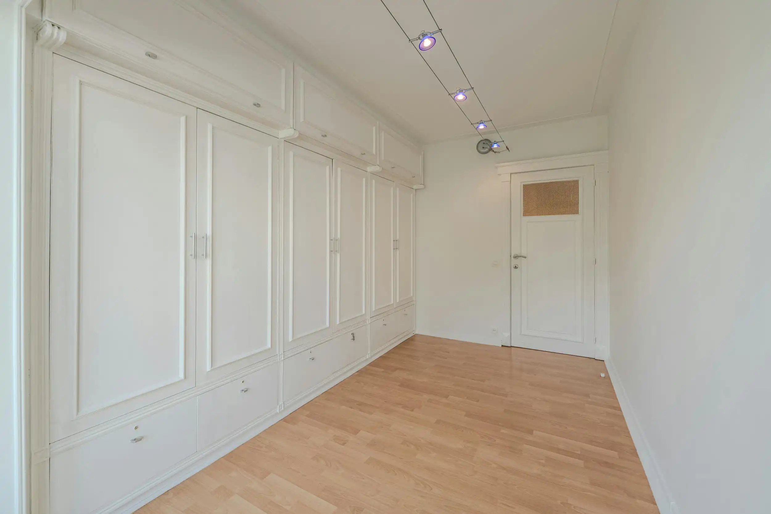 Lichtrijk hoekappartement te centrum Oostende foto 17