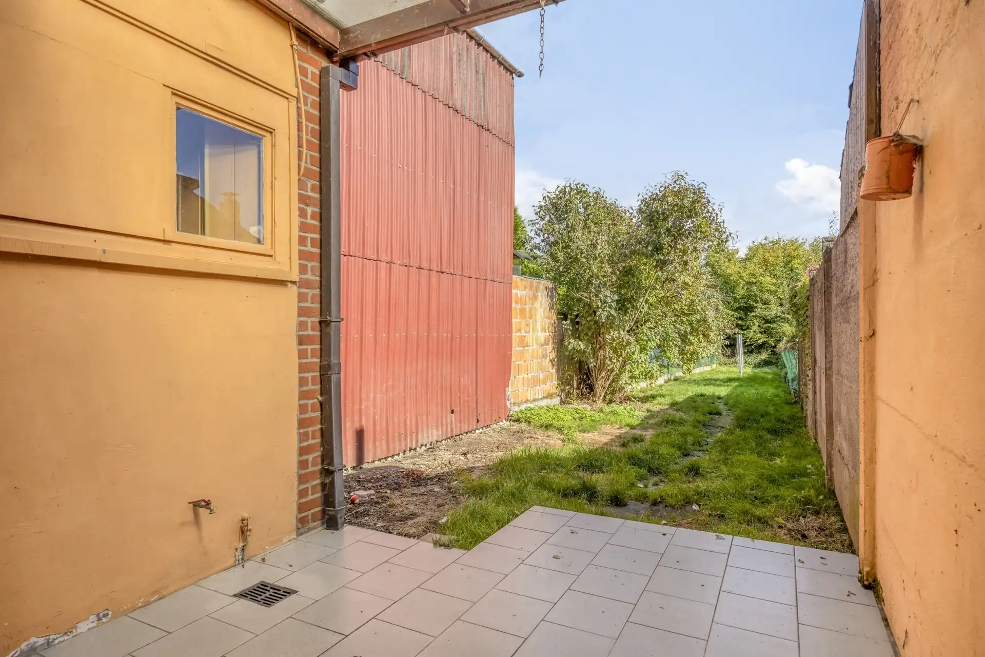 Te renoveren woning met 4 kamers foto 4