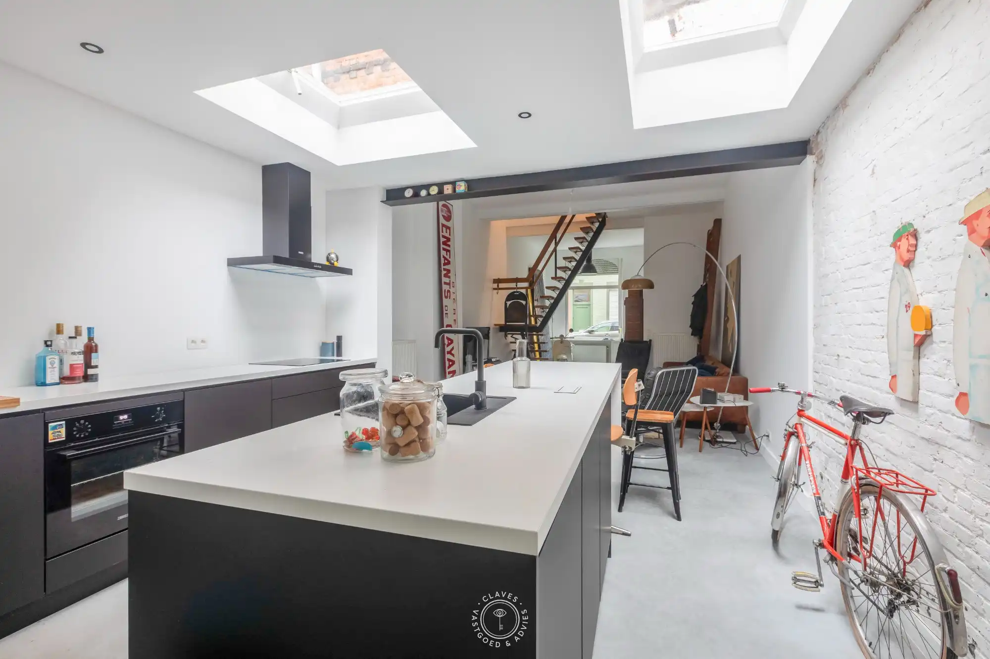 Fijne stadswoning met industriële look op wandelafstand van het station foto 4