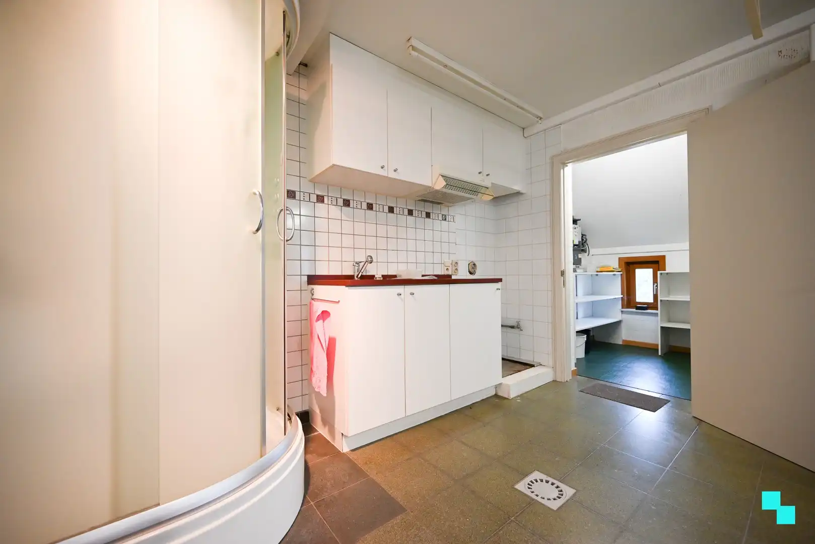 Landelijk gelegen open bebouwing op grens Lendelede, Izegem en Sint-Eloois-Winkel foto 28