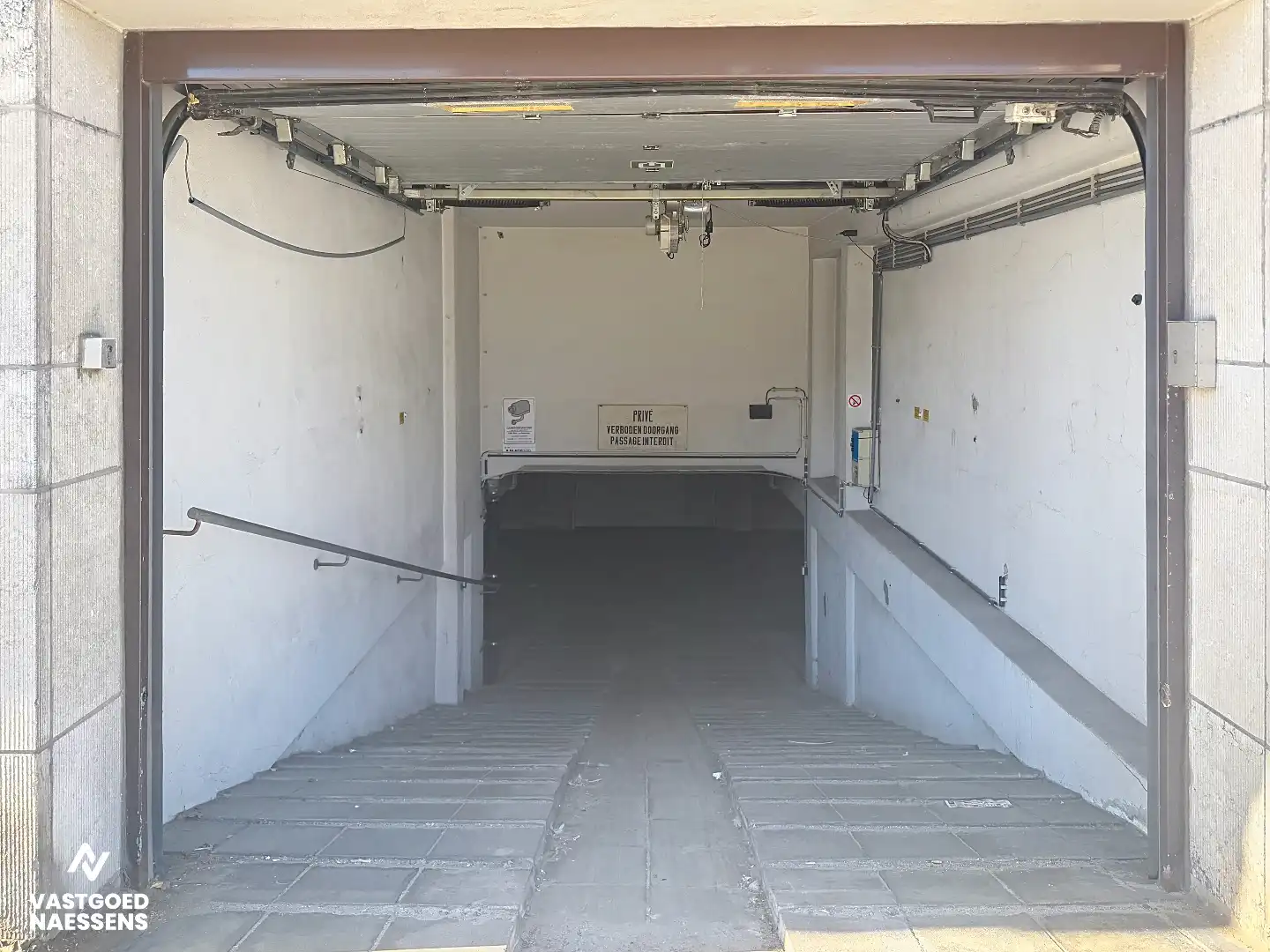 GARAGEBOX VLAKBIJ ZEEDIJK foto 6