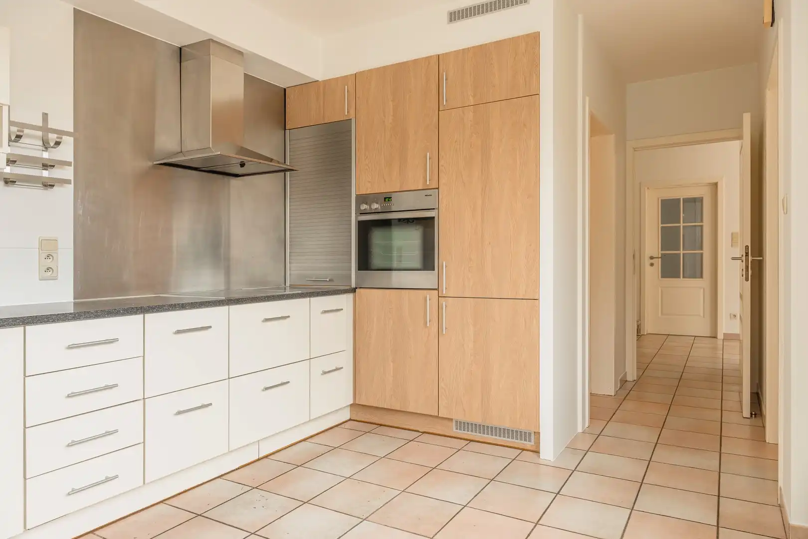 Ruime half open bebouwing in het centrum foto 5