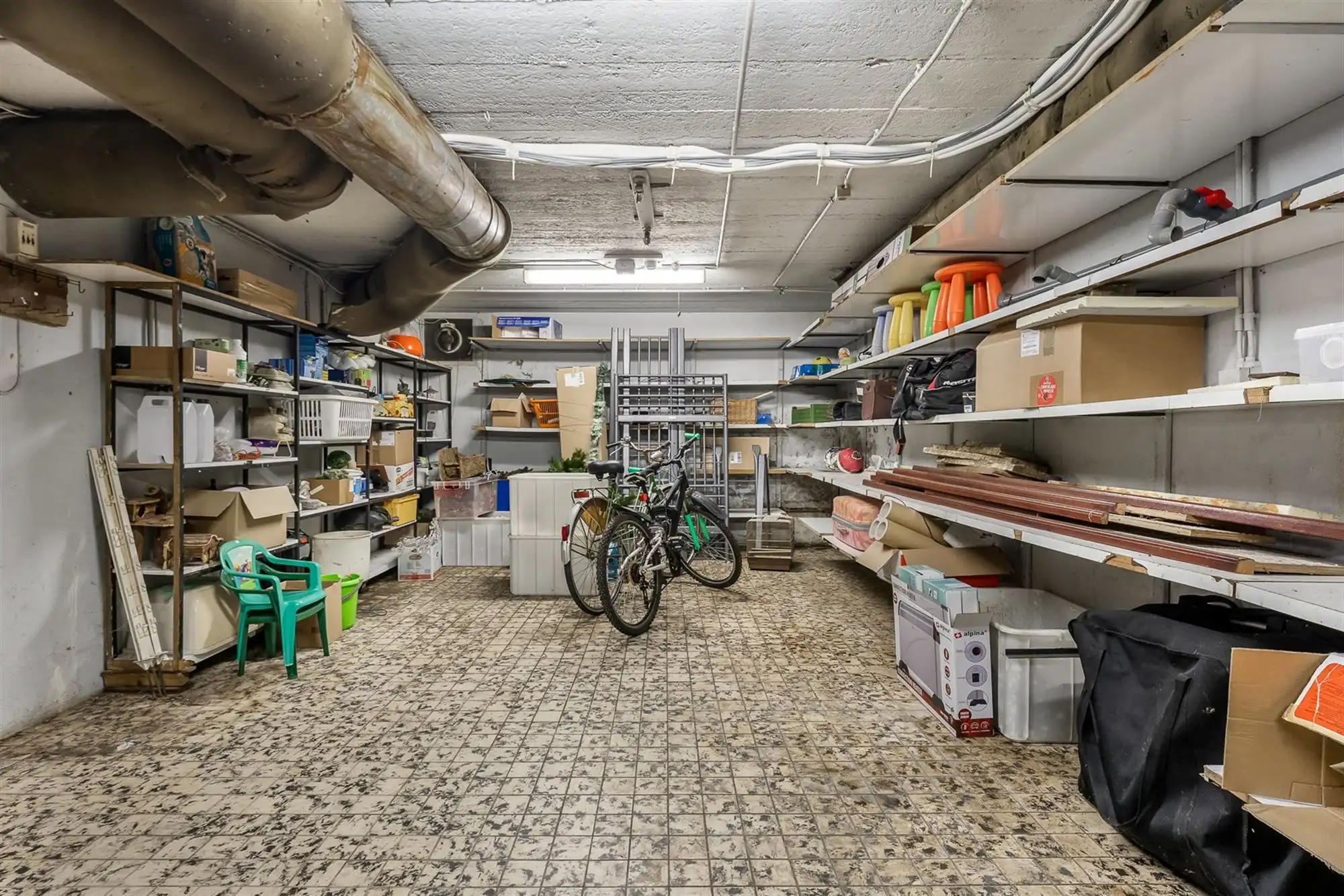 WONING MET POTENTIEEL (243M²) MET 4 SLAAPKAMERS EN RUIME TUIN (13A22CA) TE BERINGEN foto 18