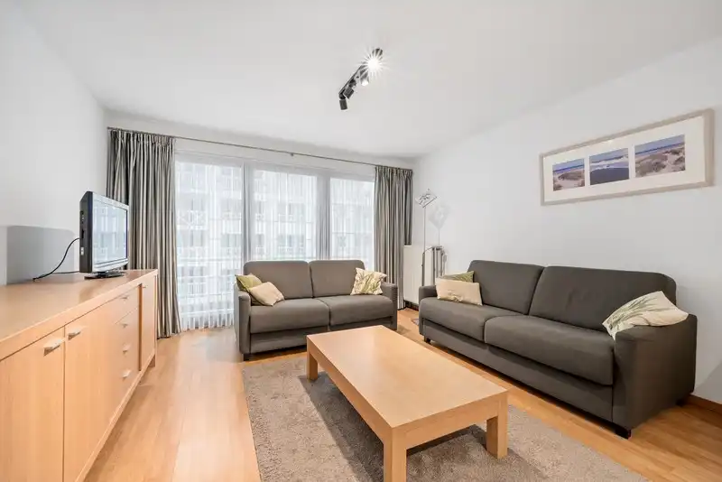 Centraal gelegen appartement met 2 slaapkamers nabij Lippenslaan – Knokke foto 3