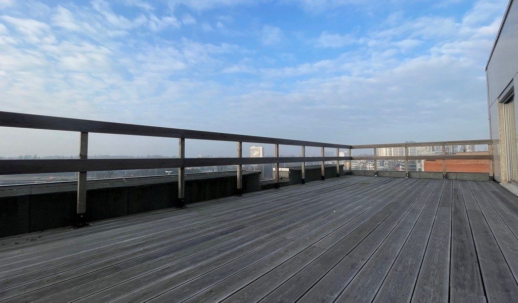 Kantoren te huur in Quinten Building in Berchem foto 13