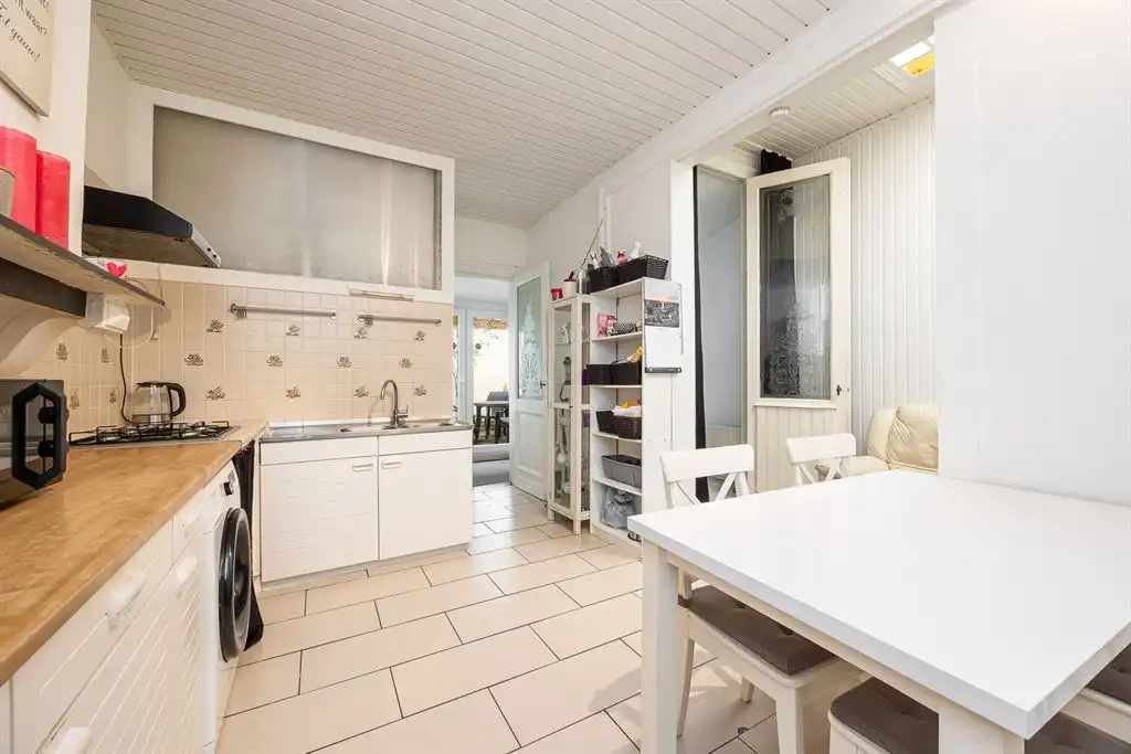 Gelijkvloersappartement vlakbij Groen Kwartier foto 2