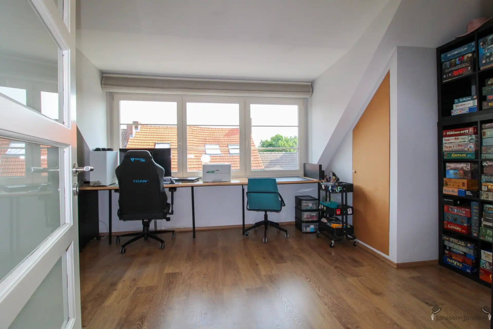 Woning met 4 slpks, 2 badk, centrum Broechem foto 6