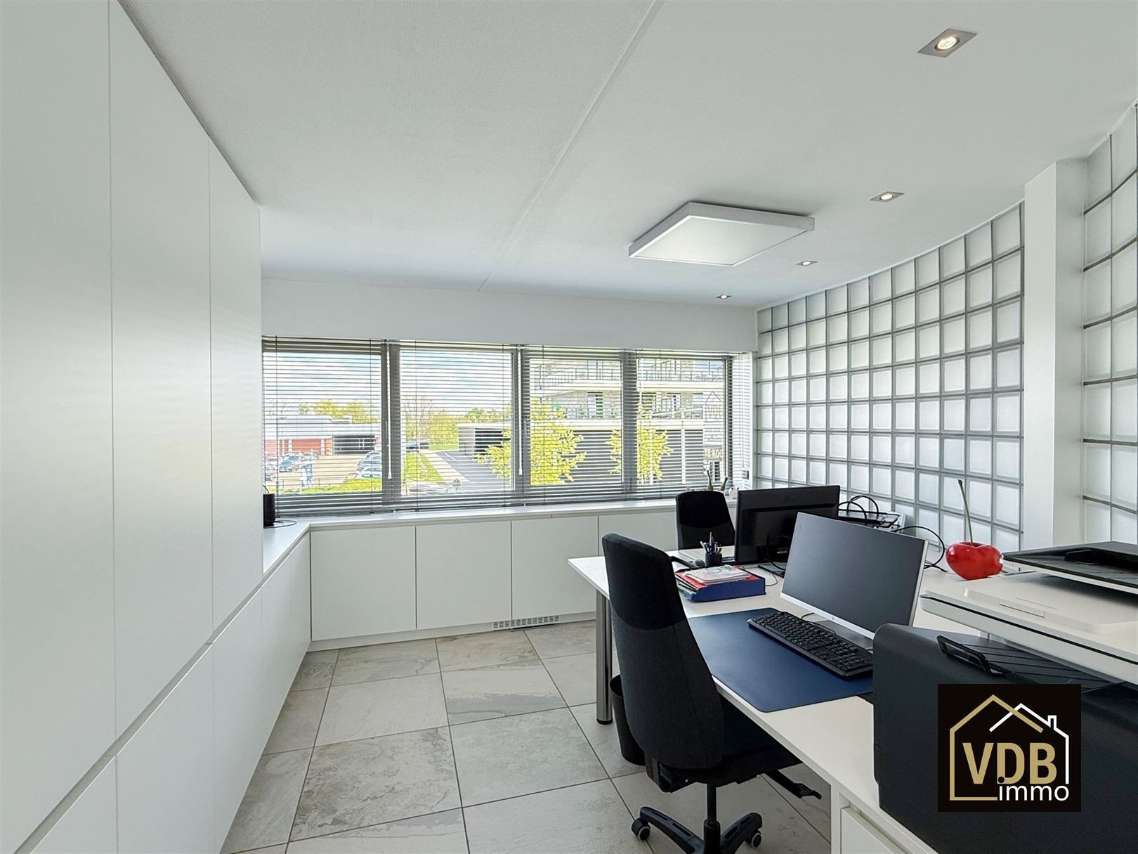 Penthouse zeer goed afgewerkt foto 12