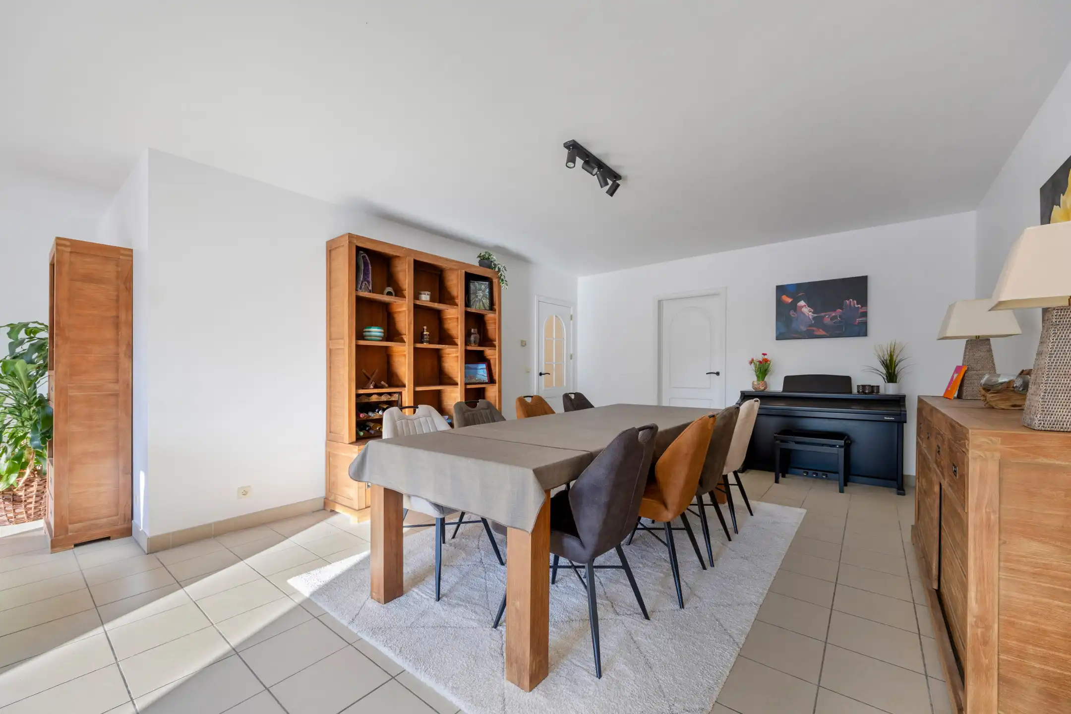 Ruim appartement met 3 slaapkamers nabij centrum Brasschaat foto 5