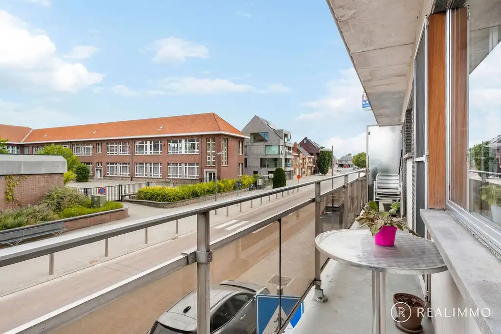 Ruim 3-slaapkamerappartement met terrassen in het centrum van Avelgem foto 6