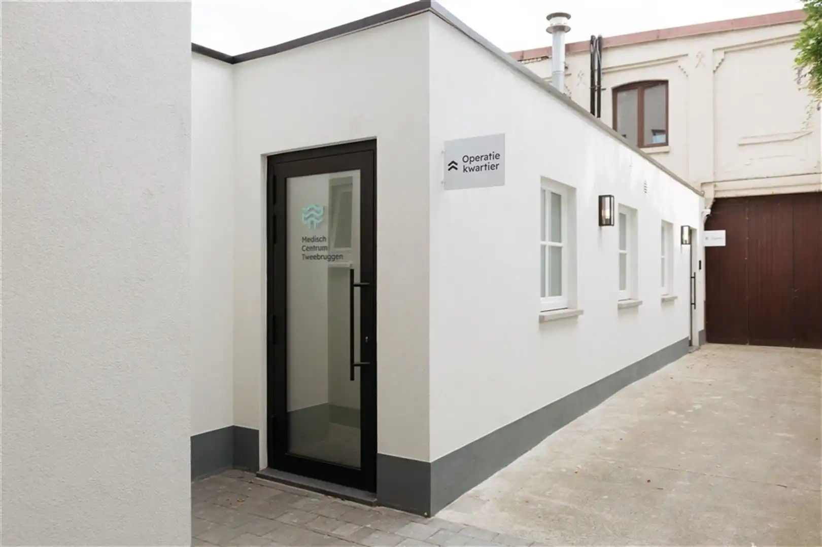 Kantoren/praktijkruimten op strategische locatie in Gent met parking foto 16