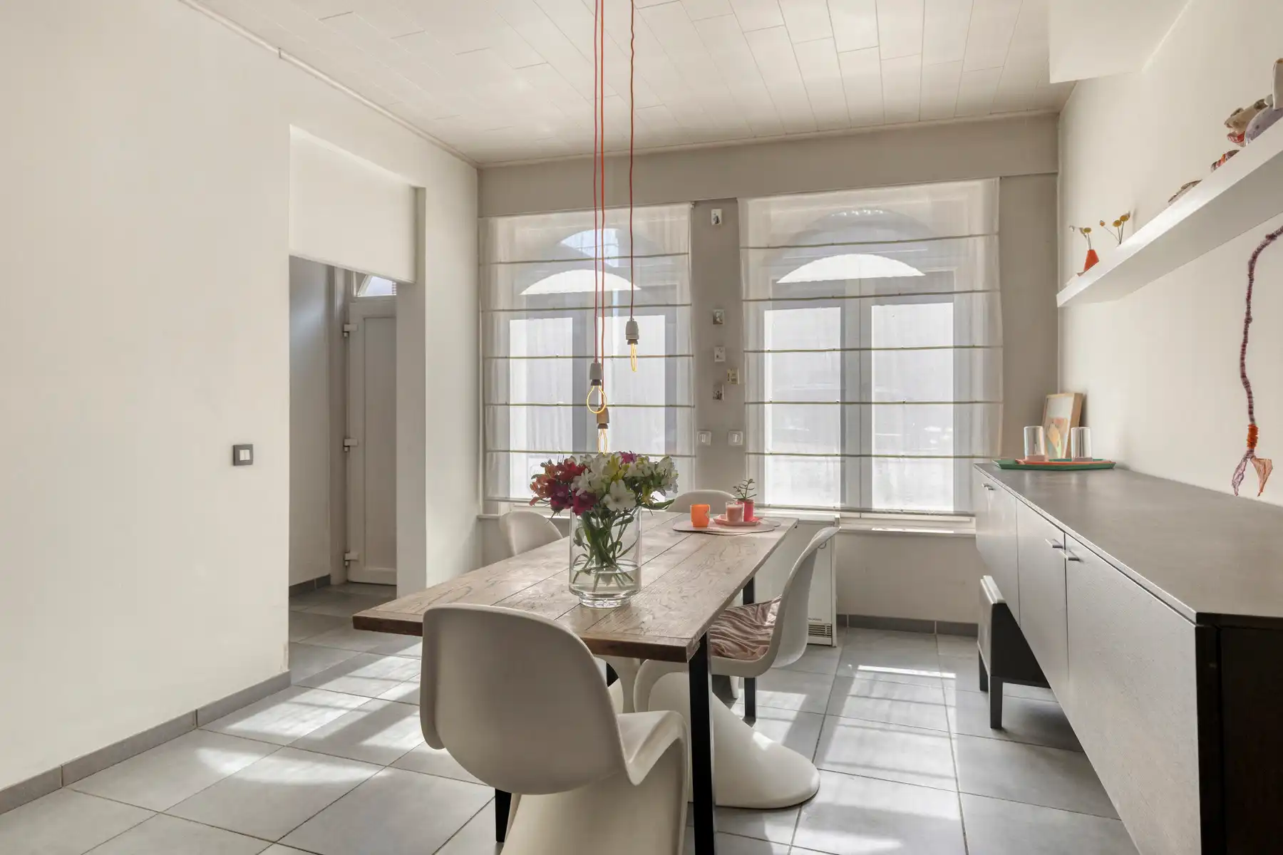Instapklare woning met gezellige tuin en terras in het centrum van Opwijk! foto 6