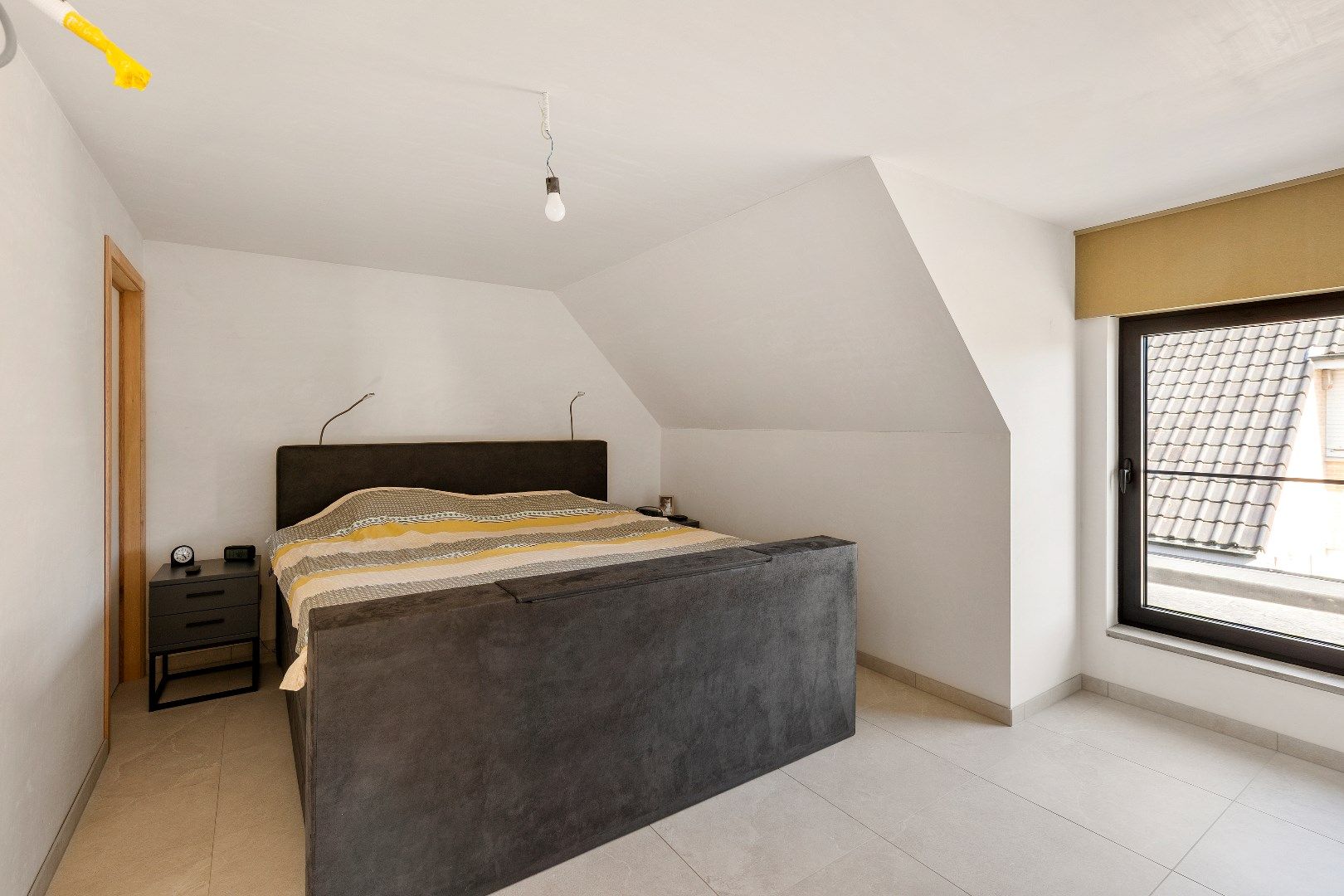 Prachtig gerenoveerde villa met 4 slaapkamers en ruime loods. foto 17