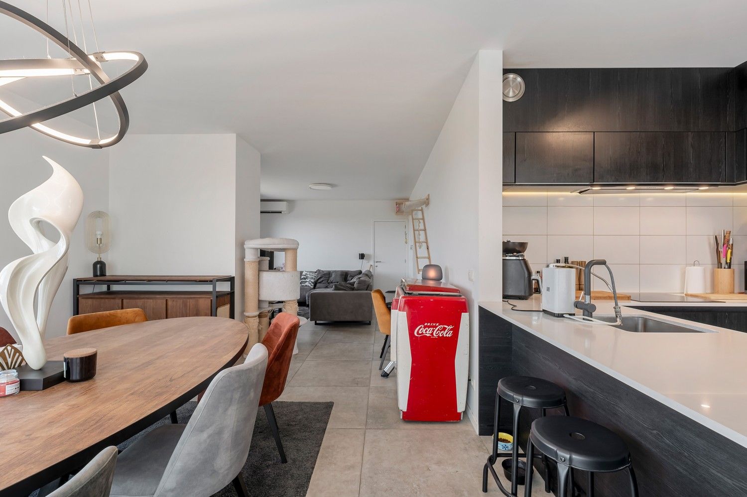 Exclusieve penthouse met panoramisch terras en uitzicht op het Albertkanaal. foto 16