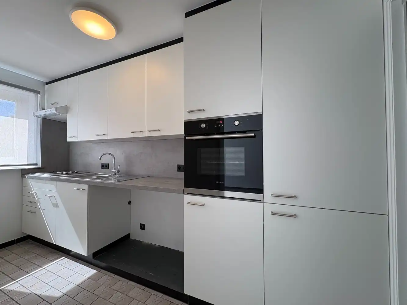 Gelijkvloers appartement met twee slaapkamers in Torhout foto 3