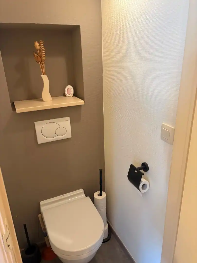 Lichtrijk knus appartement met 1 slaapkamer, niet gemeubeld foto 10