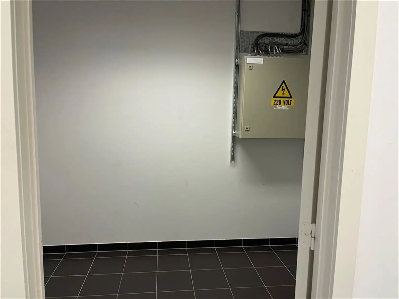 Kantoorgebouw foto 15