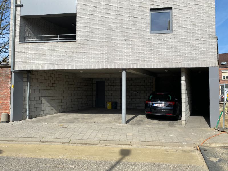 Dakstudio met parking centrum Geel! foto 17