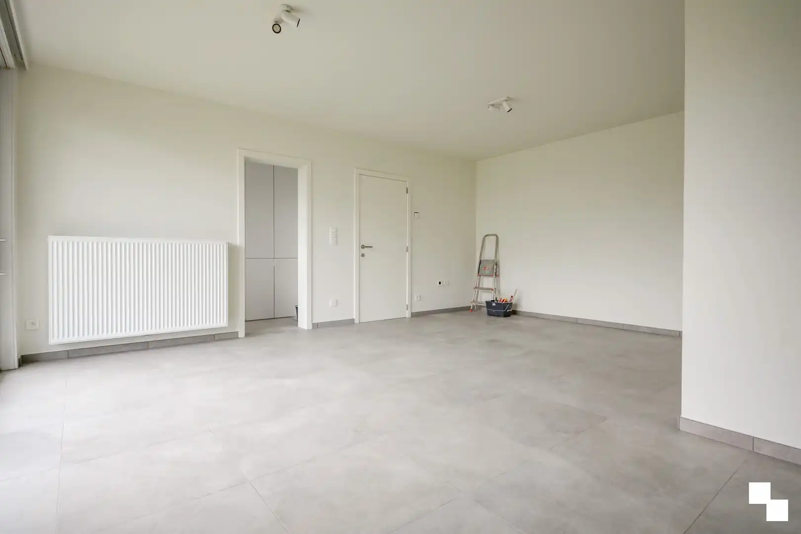 Volledig gerenoveerde studio nabij centrum Roeselare foto 5