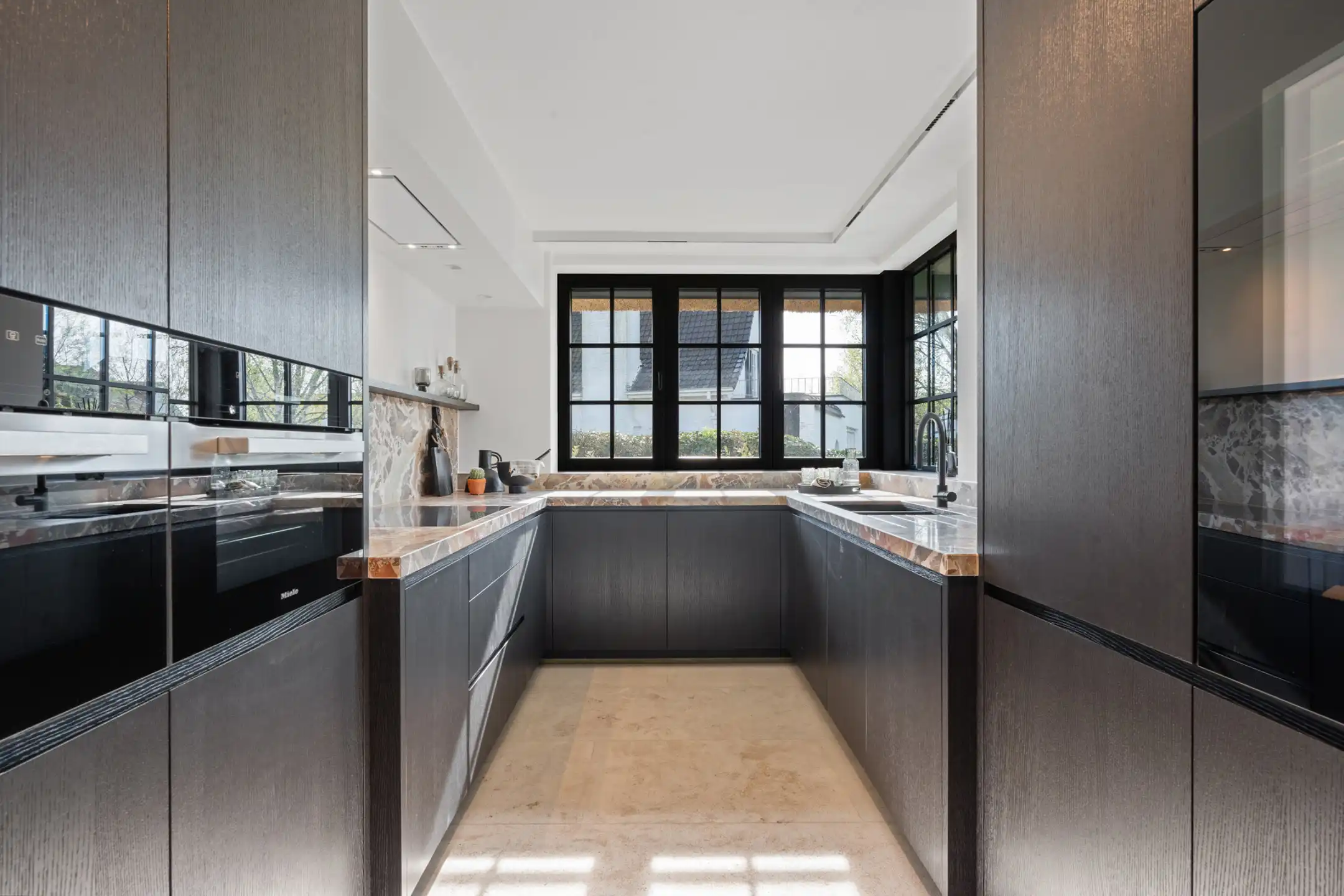 Buitengewoon, gerenoveerde villa op toplocatie in het zoute  foto 15