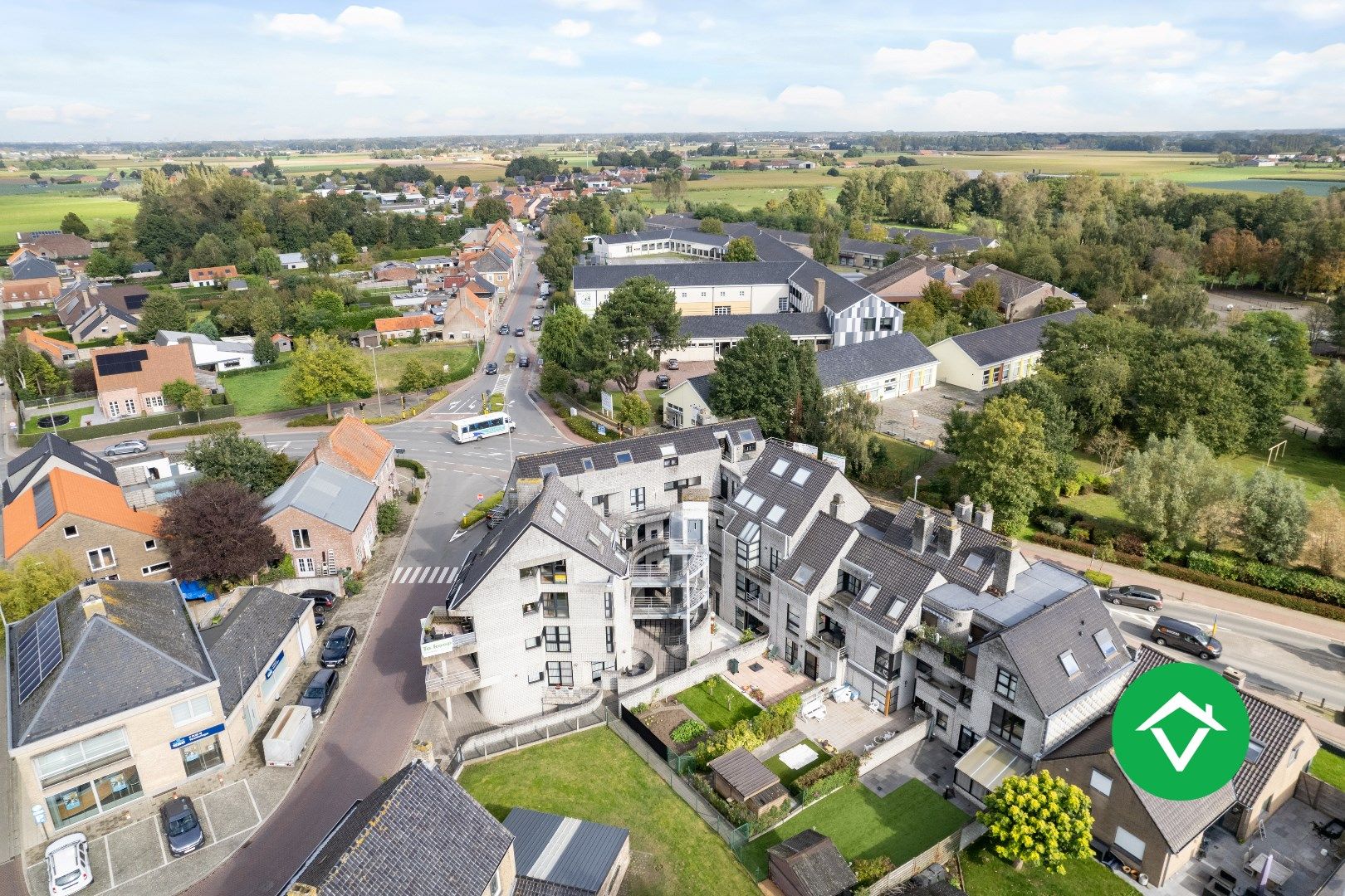 Instapklaar appartement met 3 slaapkamers en garage  foto 21