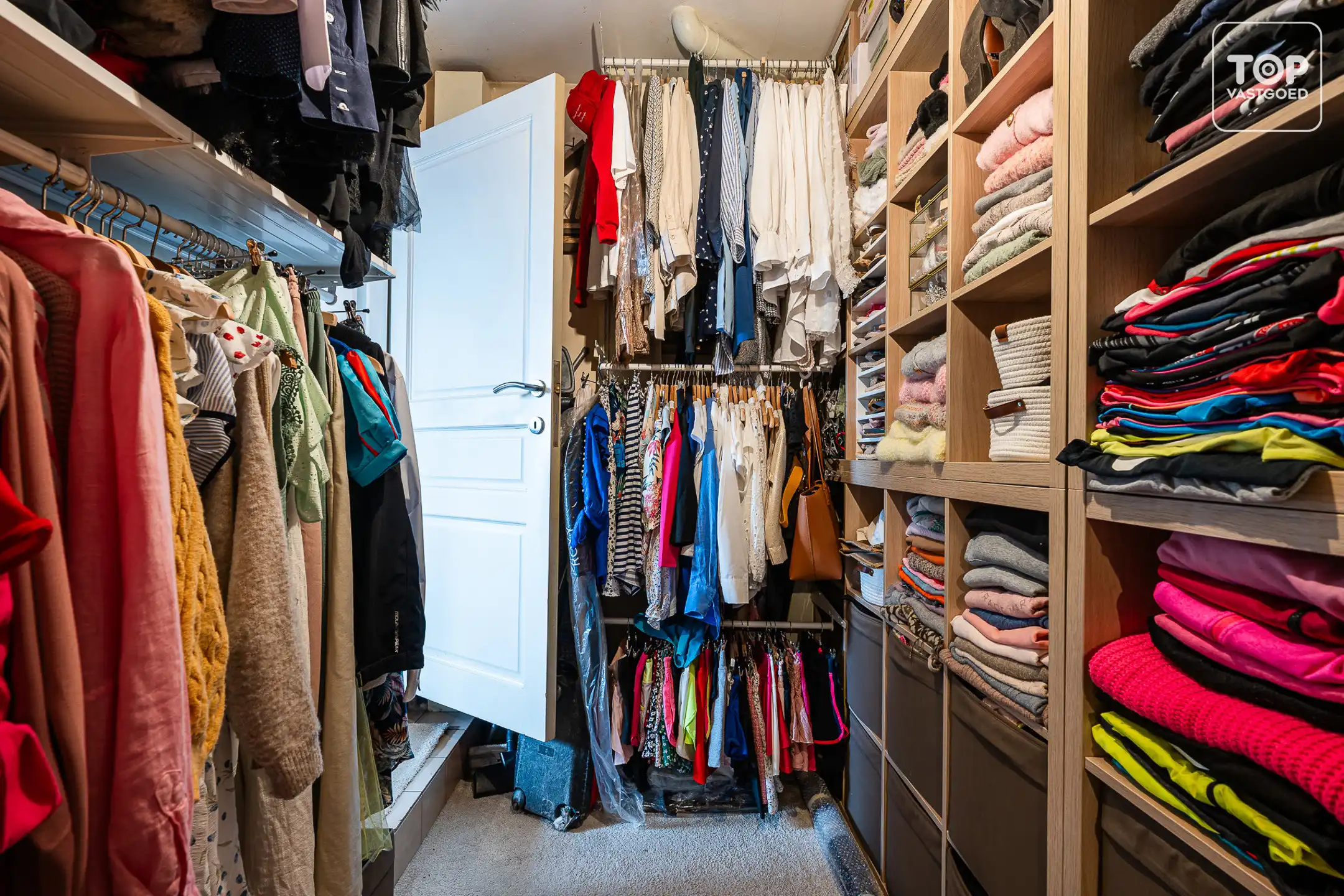 Alleenstaande woning met 4 slaapkamers en zwembad foto 18