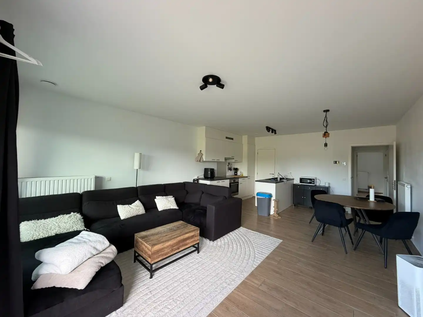 Modern appartement met twee slaapkamer + parkeerplaats  foto 7