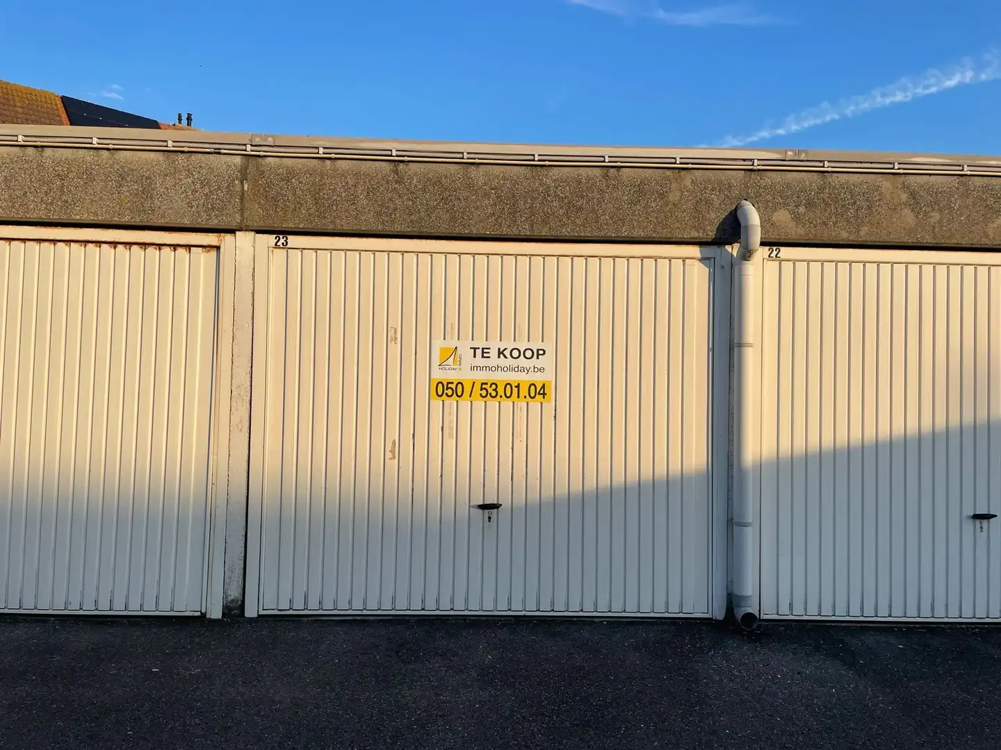 Garagebox in complex nabij de Lidl in Heist foto 2