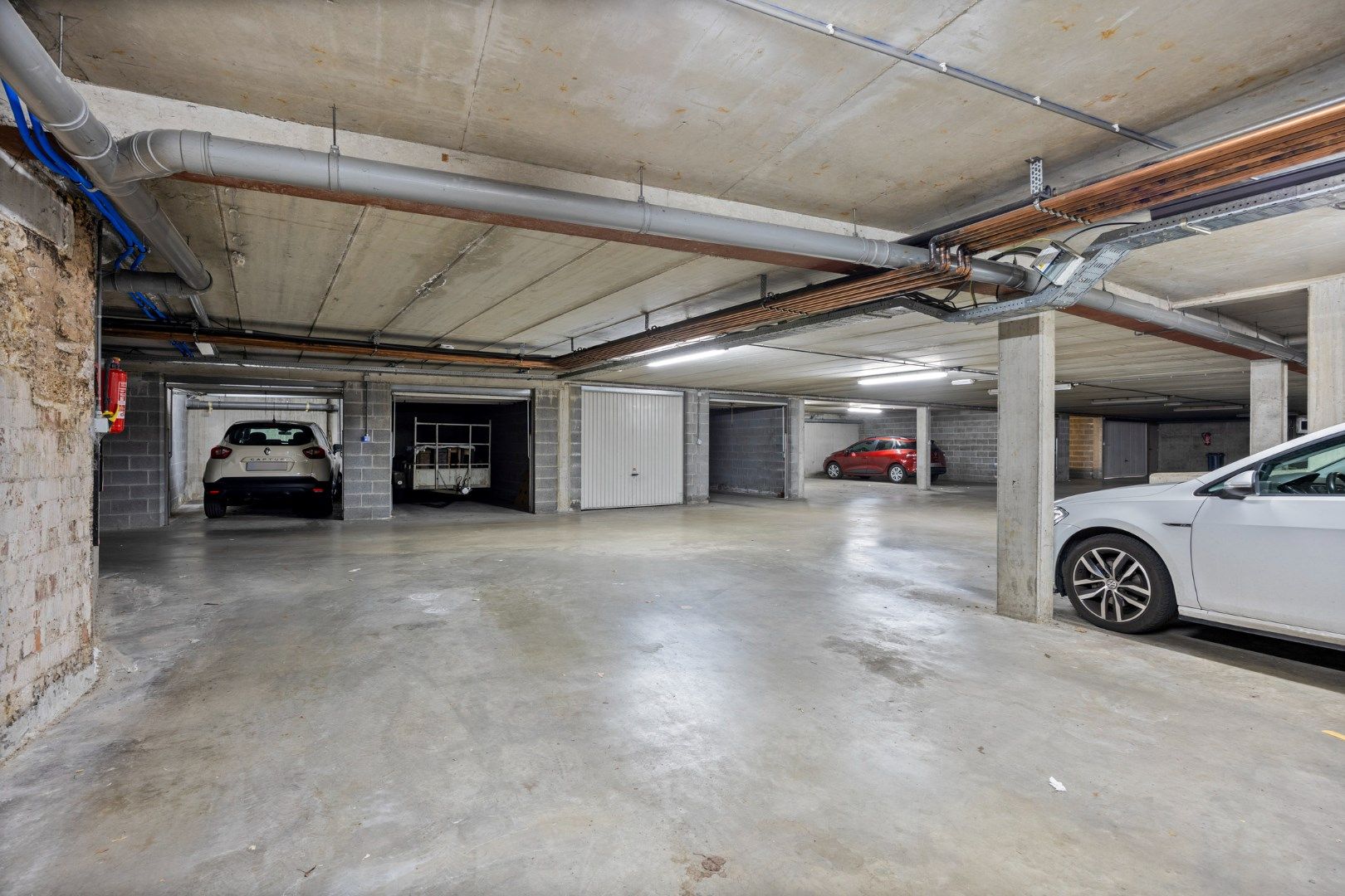 Appartement met 2 slaapkamers, garagebox en kelderberging in Mol-centrum ! foto 14