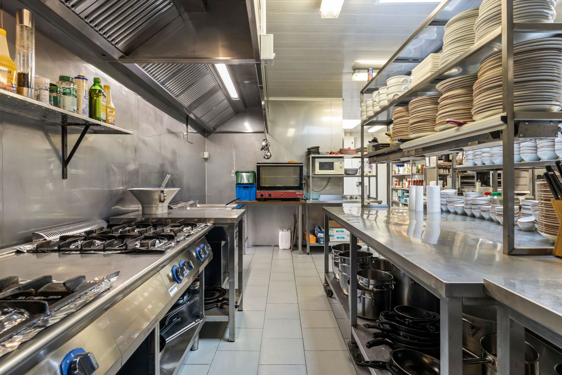 Goeddraaiend restaurant/brasserie met grote woongelegenheid foto 14