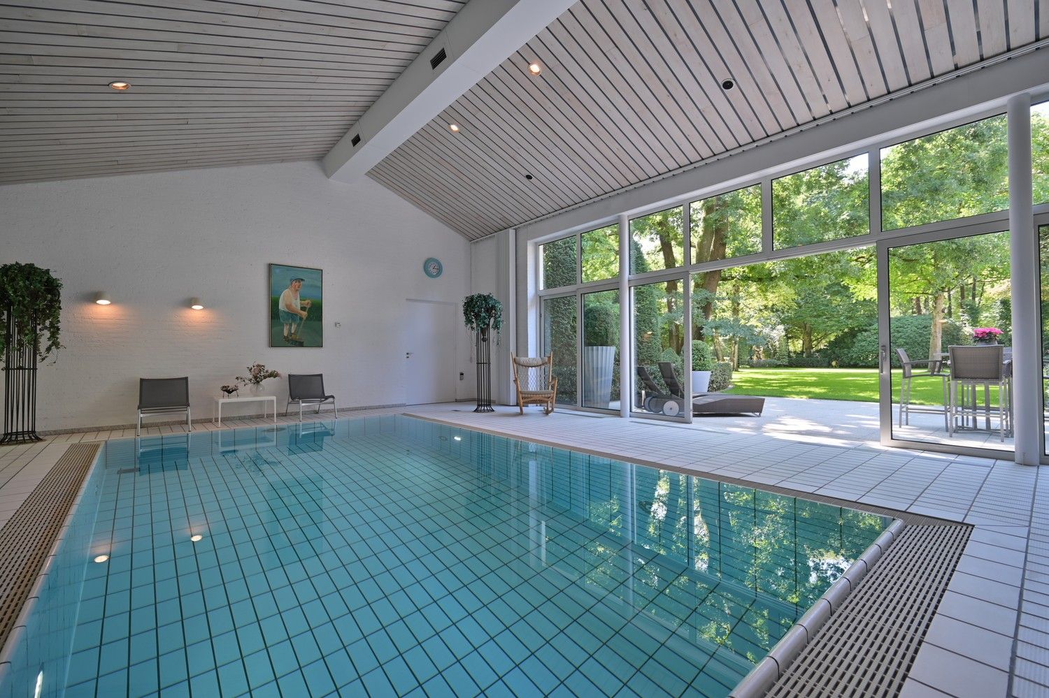 Exclusieve villa op 90a met binnenzwembad en majestueuze parktuin op toplocatie in Lanaken foto 9
