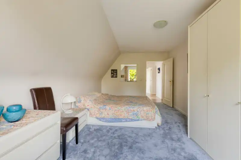 STATIGE VILLA MET PRACHTIGE TUIN OP EEN PERCEEL VAN 1.430 m². foto 27