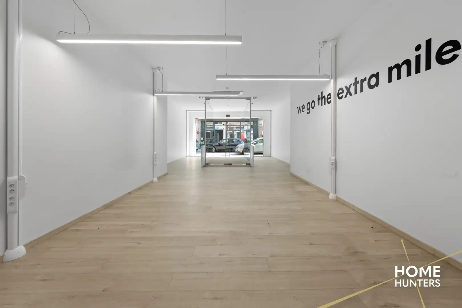 Handelspand op commerciële locatie te Ieper foto 5