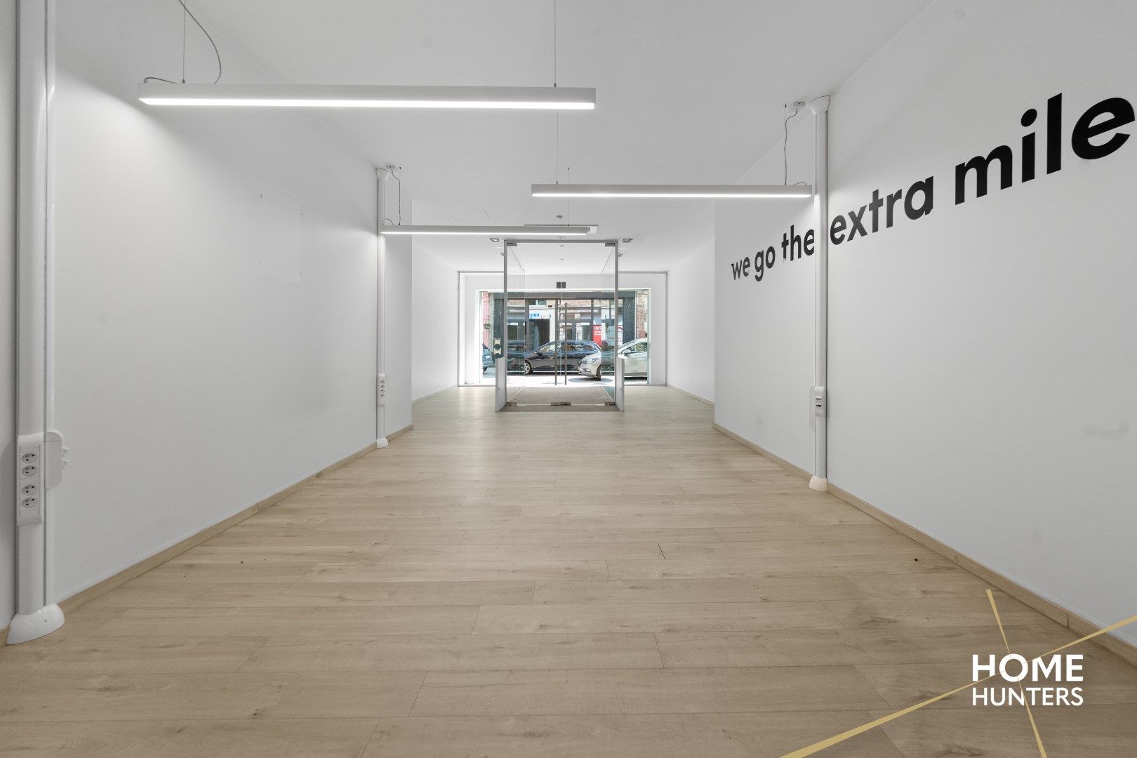 Handelspand op commerciële locatie te Ieper foto 5