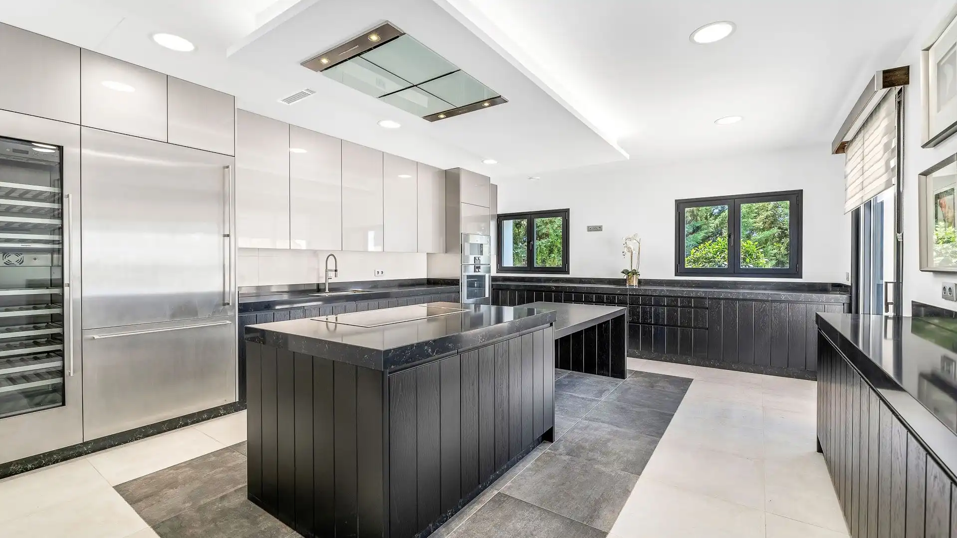 Recent gebouwde villa op toplocatie in Sierra Blanca foto 8